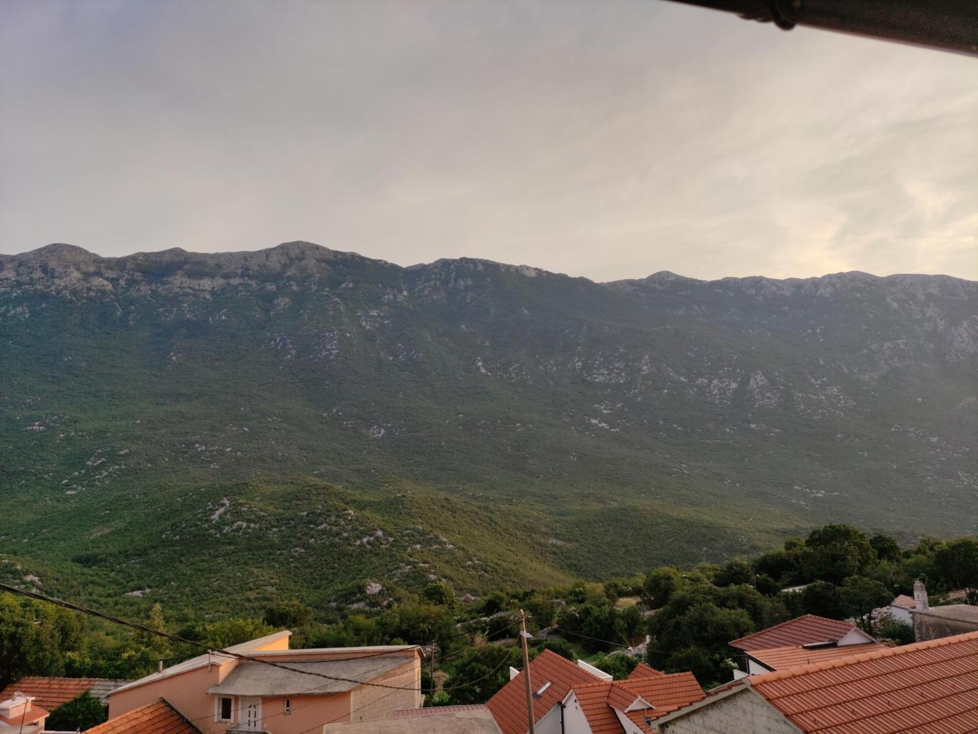 Mira 2 Appartement Zagvozd Buitenkant foto