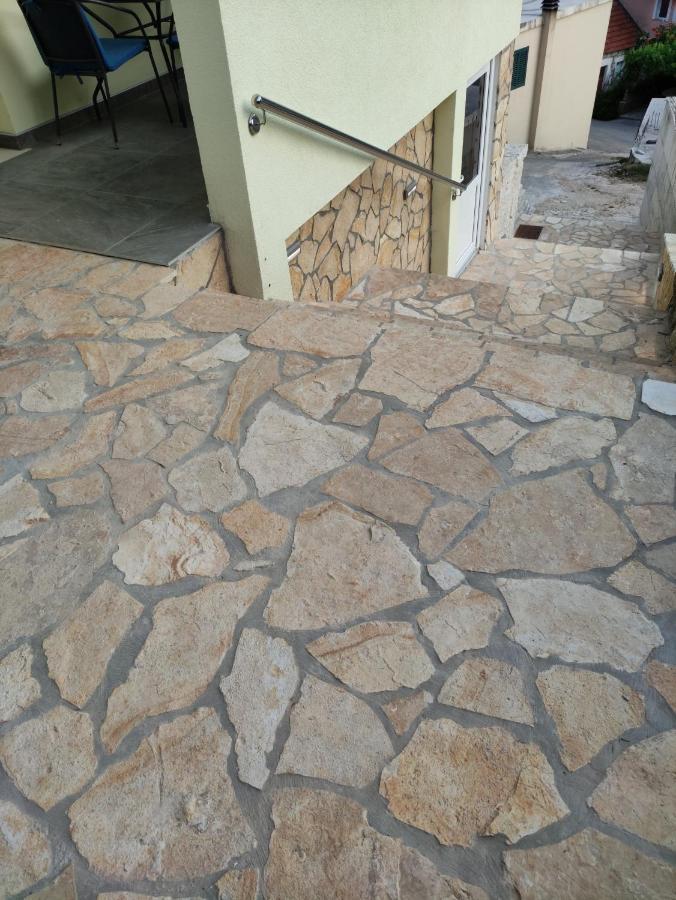 Mira 2 Appartement Zagvozd Buitenkant foto