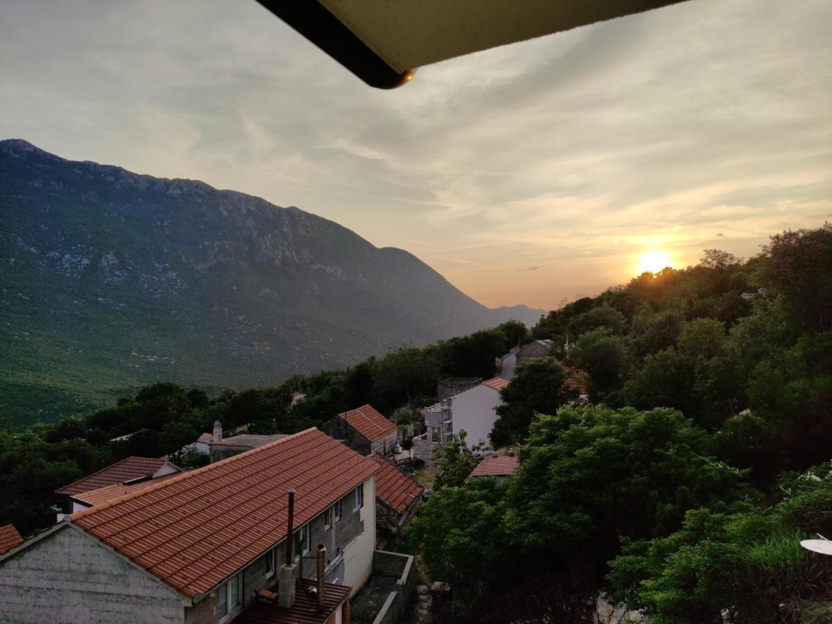 Mira 2 Appartement Zagvozd Buitenkant foto