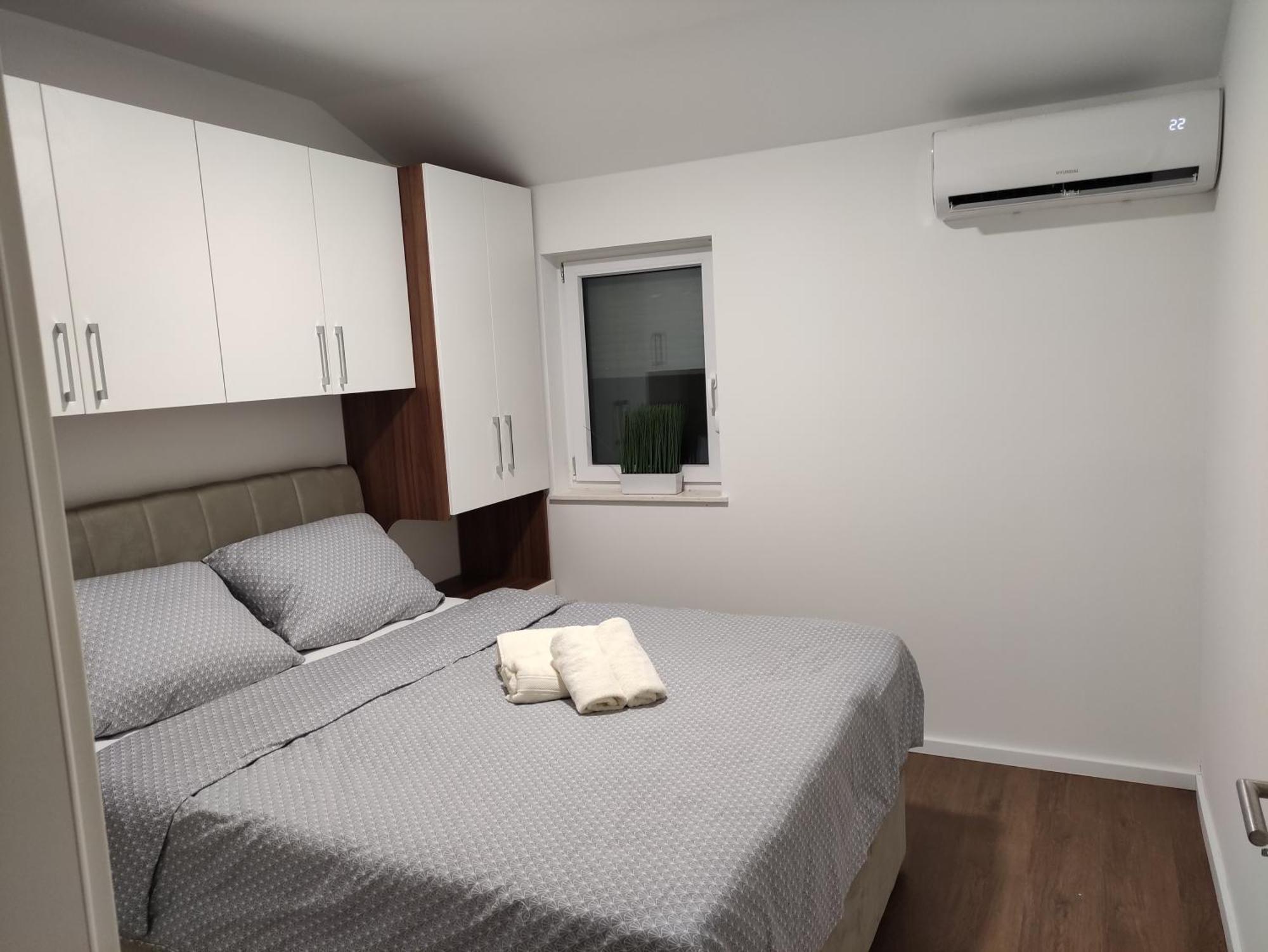 Mira 2 Appartement Zagvozd Buitenkant foto